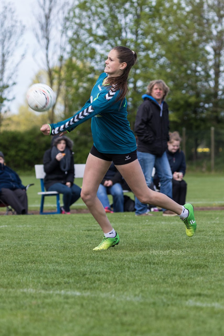 Bild 226 - Faustball Frauen Wiemersdorf